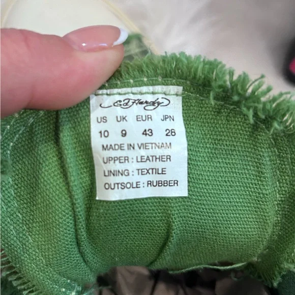 Ed Hardy high-top cracked leather over canvas, sneakers, tattoo shoes, size 10 - Picture 4 of 13